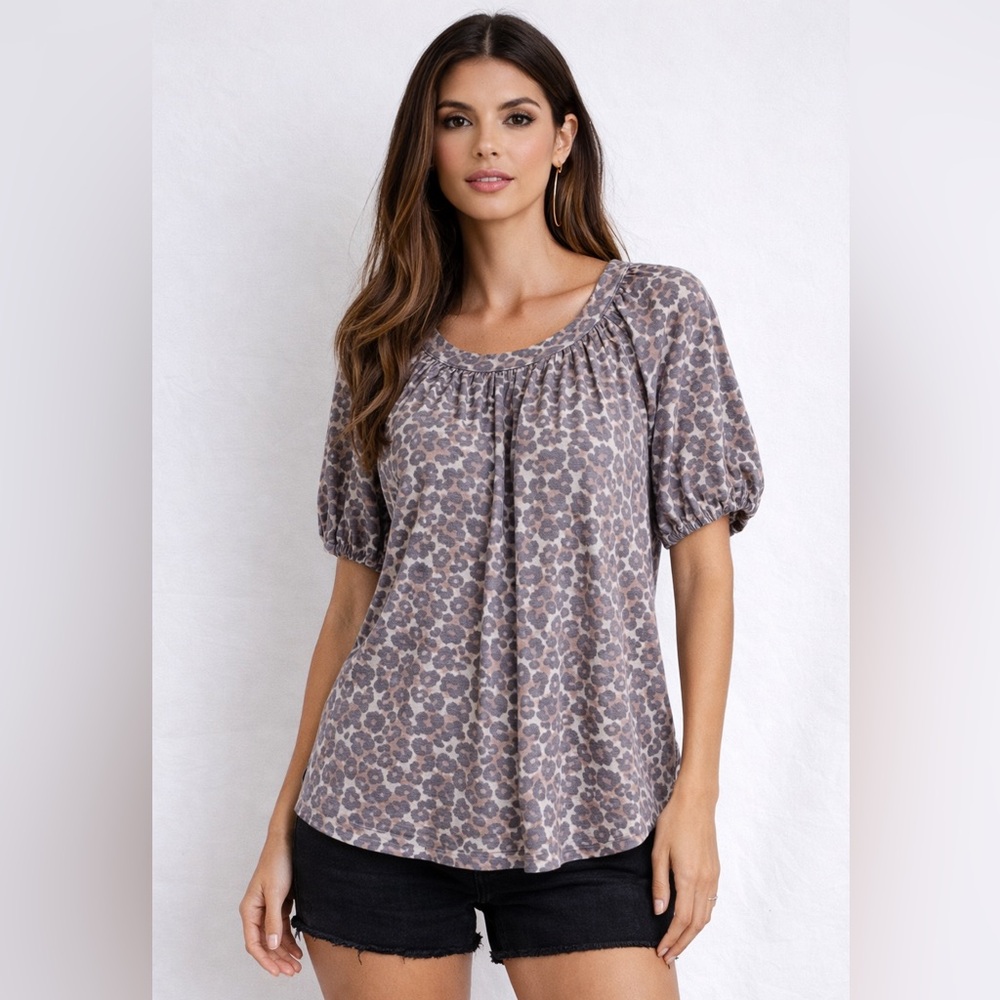 💚Maeve Charcoal Animal Print Blouse💚 - Picture 6 of 12
